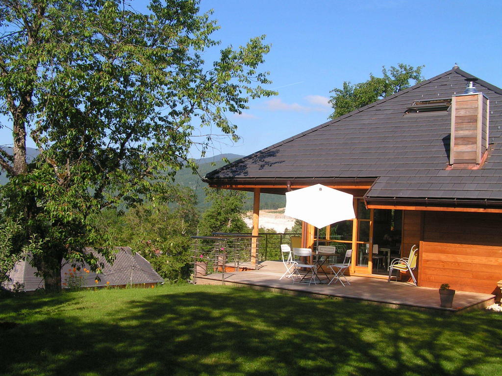 Les Perrelles Bed & Breakfast Bellecombe-en-Beauges Bagian luar foto